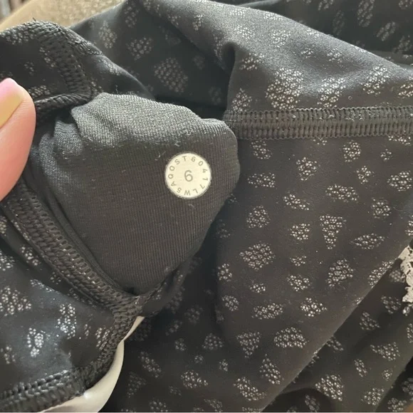 Lululemon Ice Gray Black Overlace Wunder Under High Rise 28" Tights Leggings - Picture 7 of 12